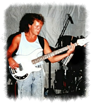 1988 Gerald am Bass